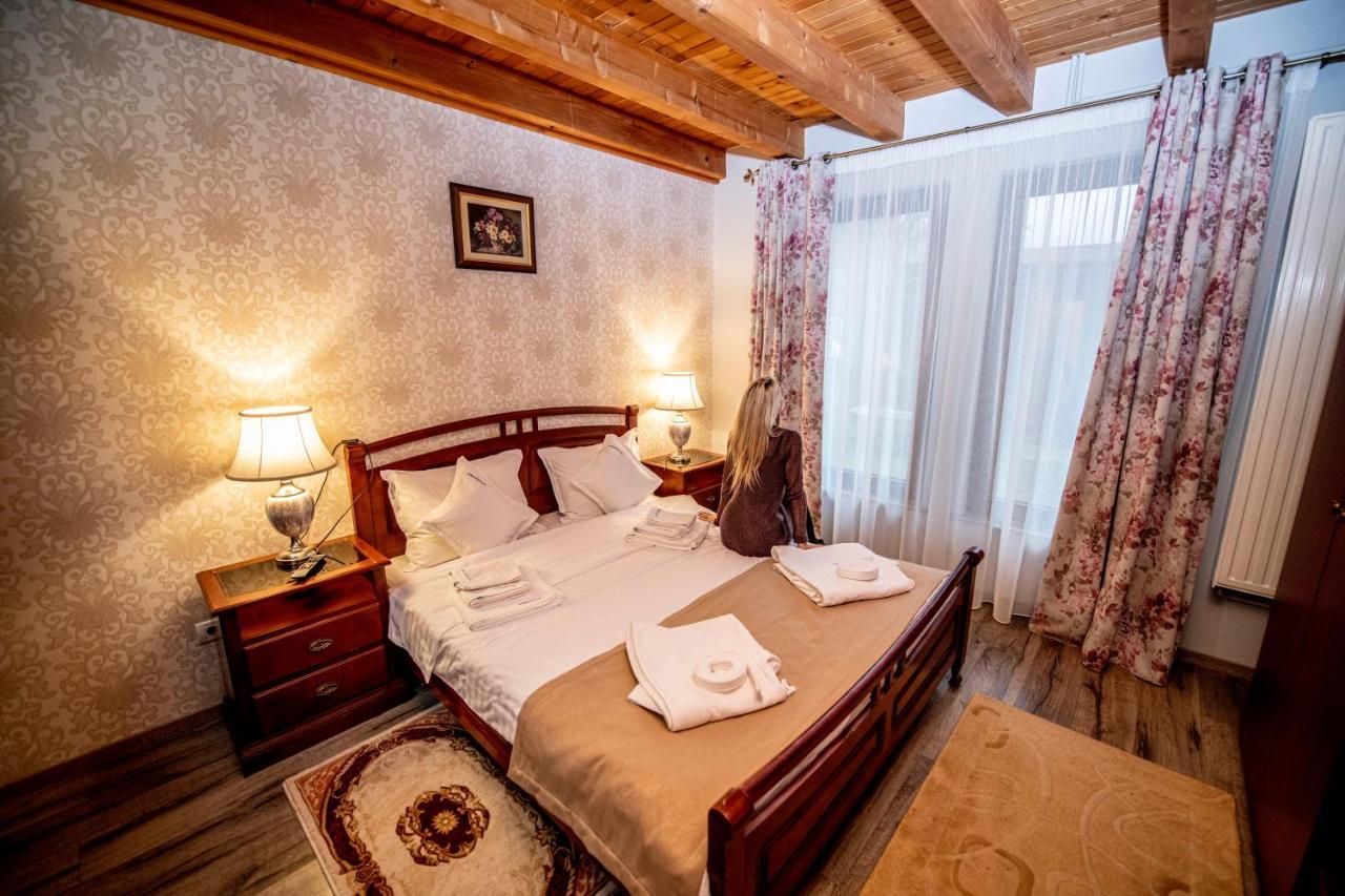 Villa Diva Budureasa Exteriör bild